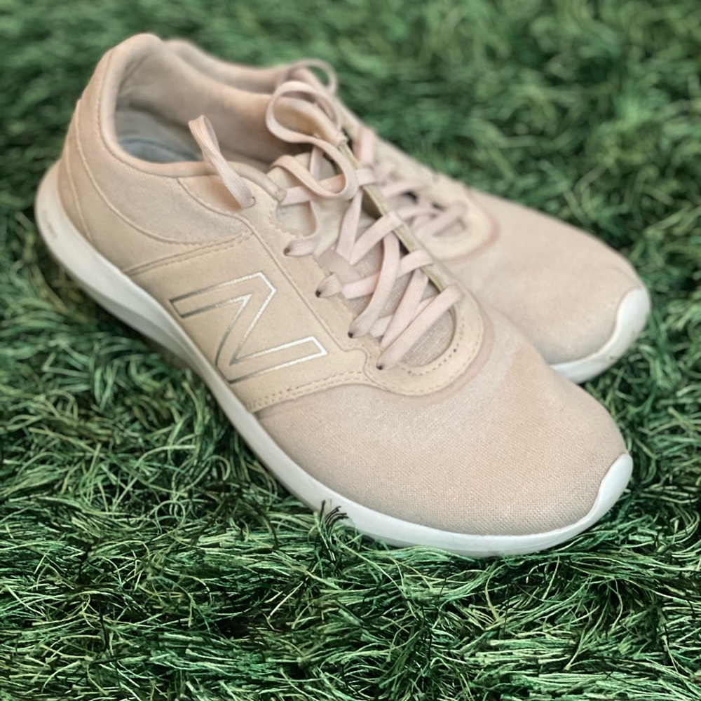 Ladies new balance sneakers